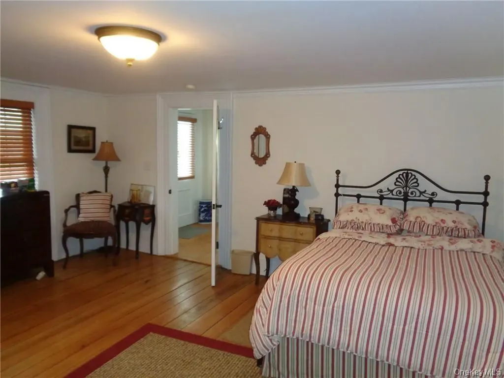 669 Mountain Road Middletown NY 10940