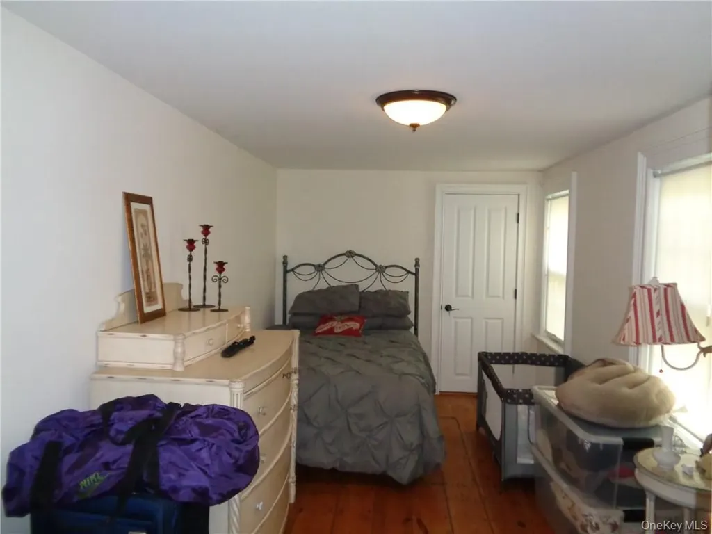 669 Mountain Road Middletown NY 10940