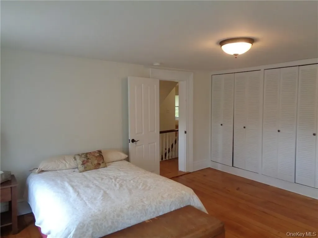 669 Mountain Road Middletown NY 10940