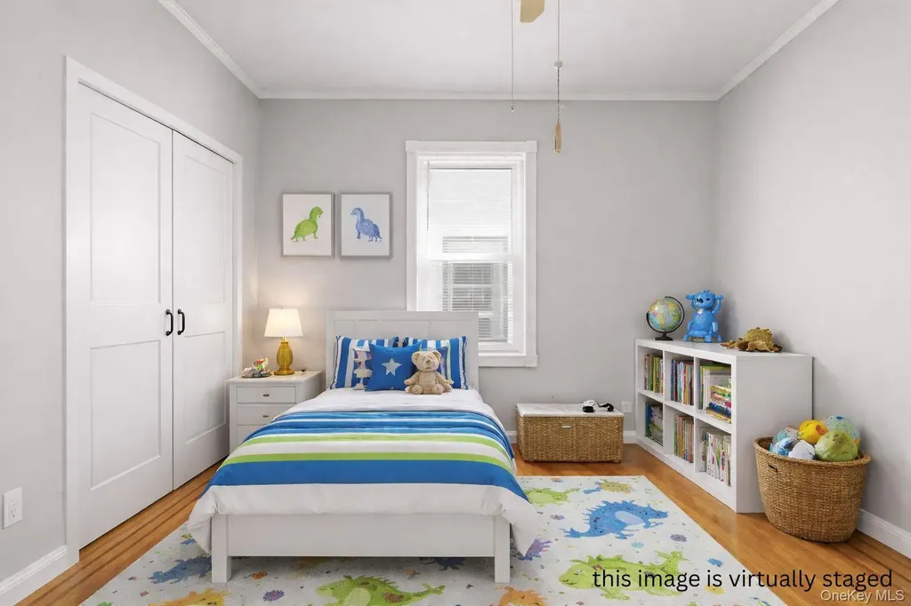 7535 60th Place Glendale NY 11385
