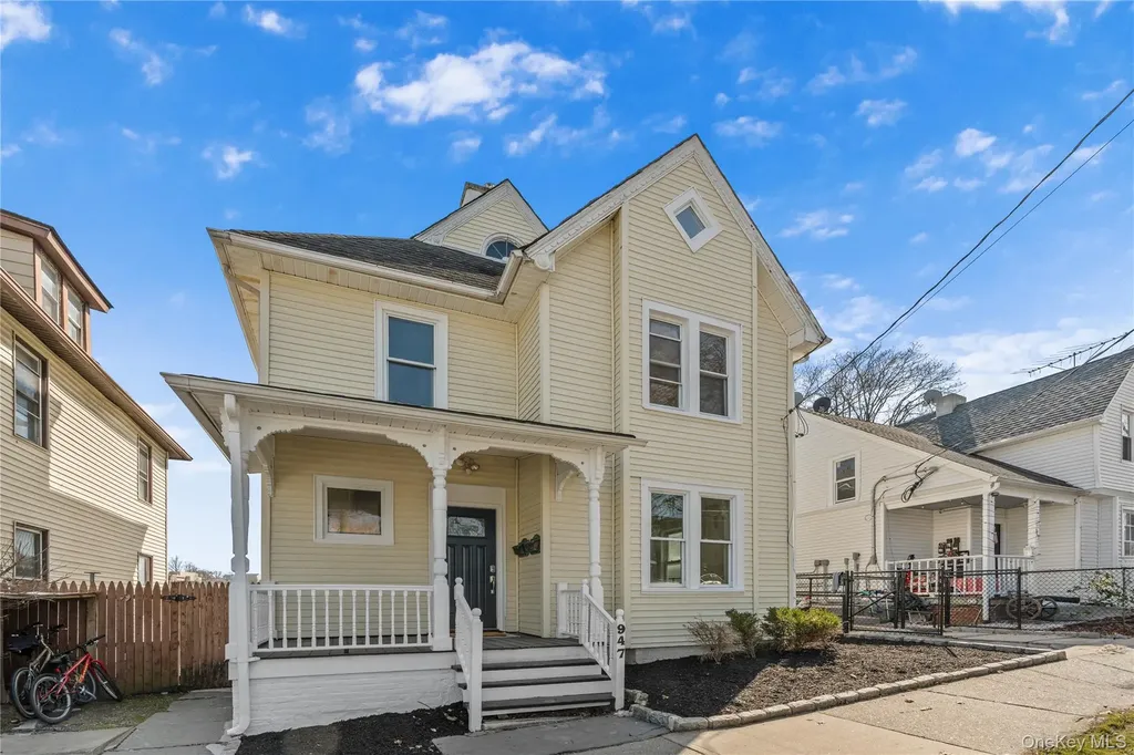 947 Diven Street Peekskill NY 10566