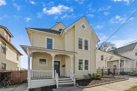 947 Diven Street Peekskill NY 10566