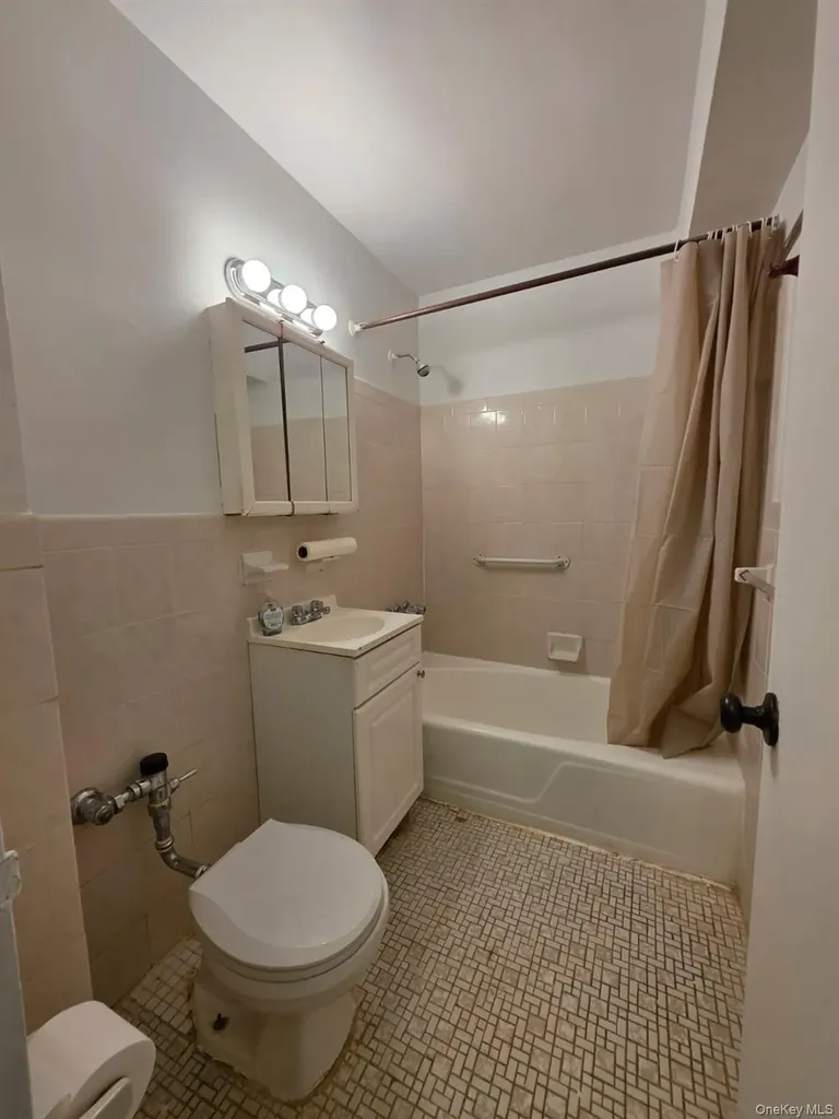 3119 Bailey Avenue Bronx NY 10463