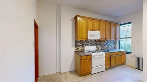 954 Manhattan Avenue Brooklyn NY 11222