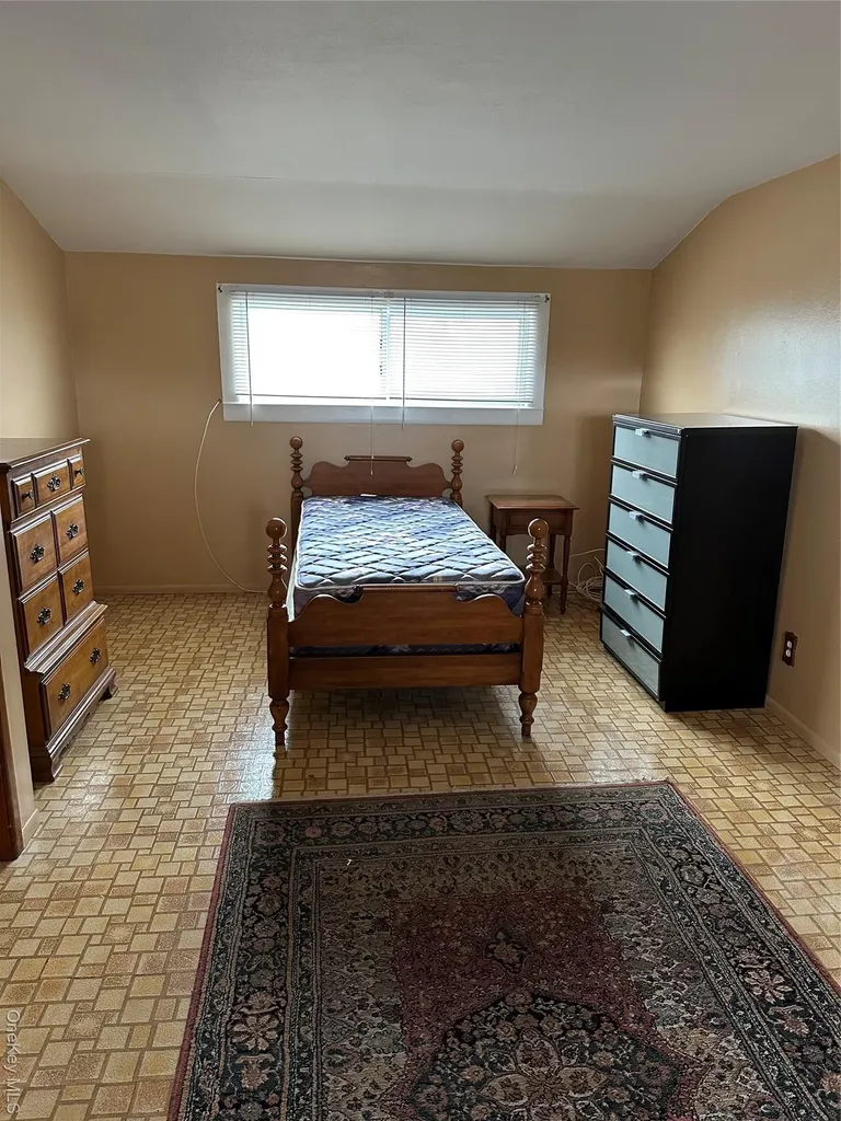 1009 Park Lane N Franklin Square NY 11010