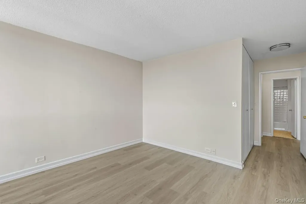 152-18 Union Turnpike Flushing NY 11367