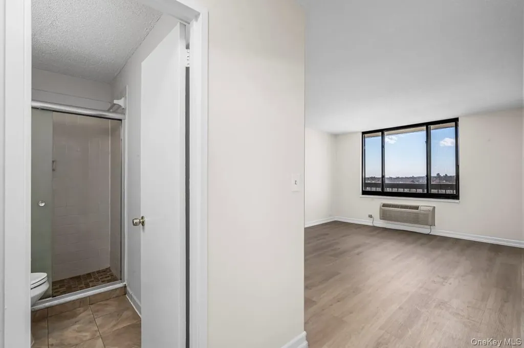 152-18 Union Turnpike Flushing NY 11367
