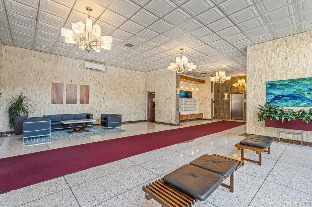 152-18 Union Turnpike Flushing NY 11367