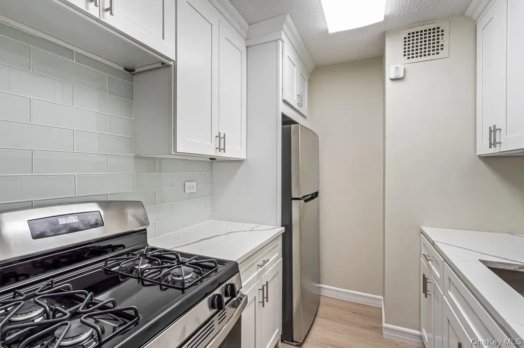 152-18 Union Turnpike Flushing NY 11367