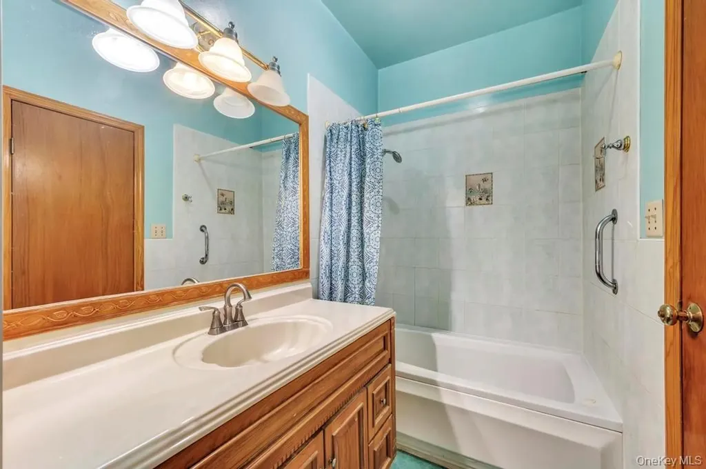 634 E 3rd Street Brooklyn NY 11218