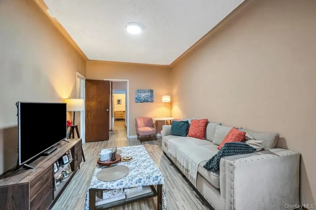 634 E 3rd Street Brooklyn NY 11218
