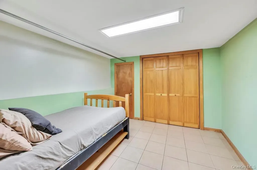 634 E 3rd Street Brooklyn NY 11218