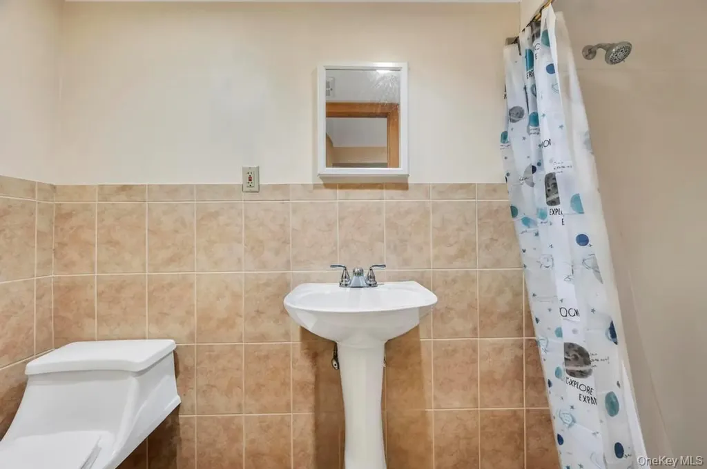 634 E 3rd Street Brooklyn NY 11218