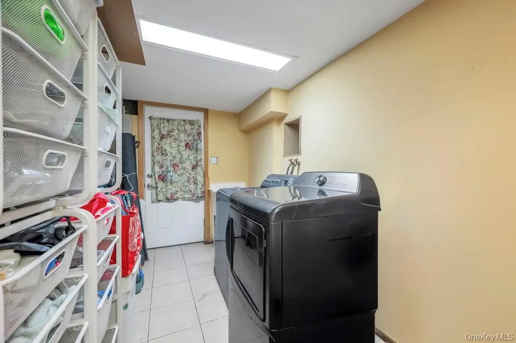 634 E 3rd Street Brooklyn NY 11218