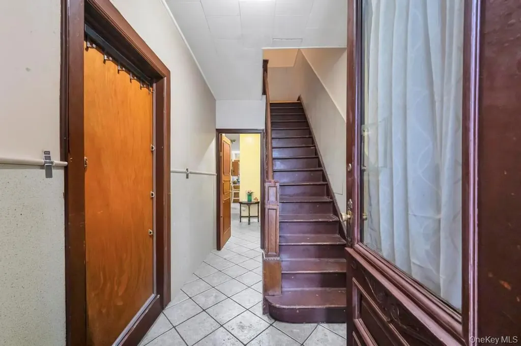 634 E 3rd Street Brooklyn NY 11218