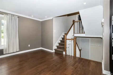 9 Primrose Avenue W White Plains NY 10607