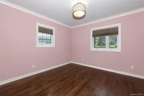 9 Primrose Avenue W White Plains NY 10607