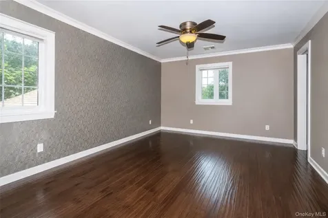 9 Primrose Avenue W White Plains NY 10607