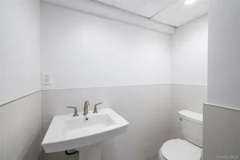 9 Primrose Avenue W White Plains NY 10607