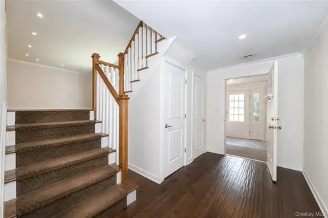 9 Primrose Avenue W White Plains NY 10607