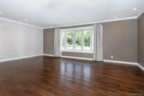 9 Primrose Avenue W White Plains NY 10607