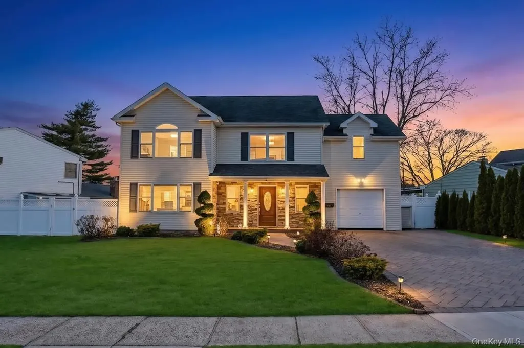 4312 Ava Road Bethpage NY 11714