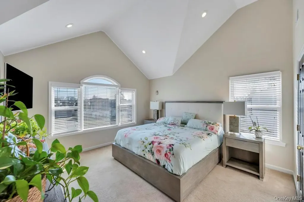 4312 Ava Road Bethpage NY 11714