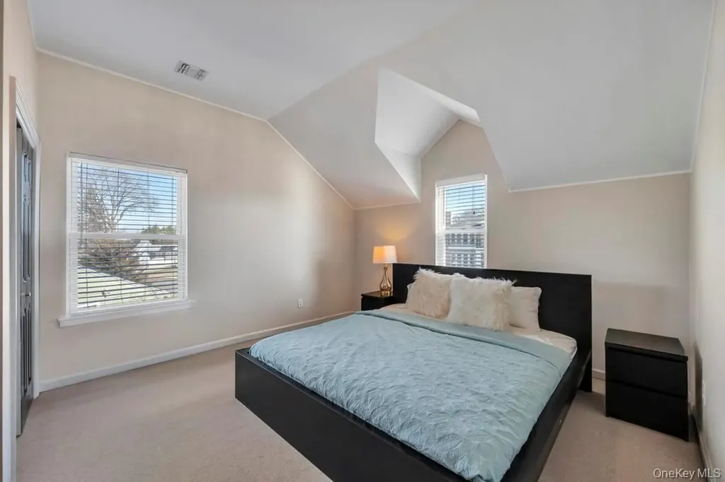 4312 Ava Road Bethpage NY 11714