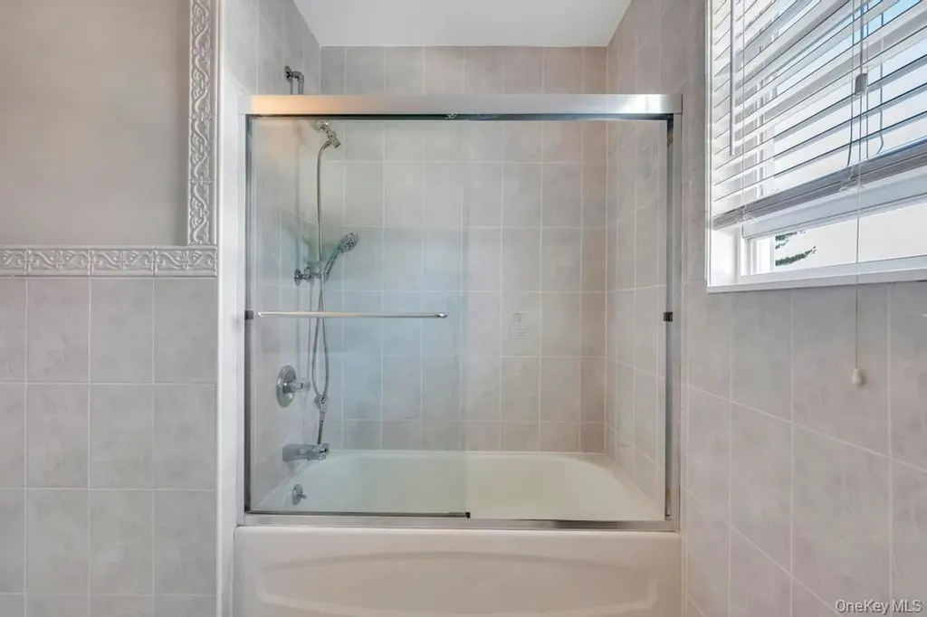 4312 Ava Road Bethpage NY 11714