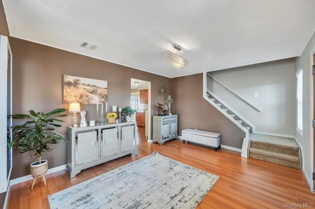 4312 Ava Road Bethpage NY 11714