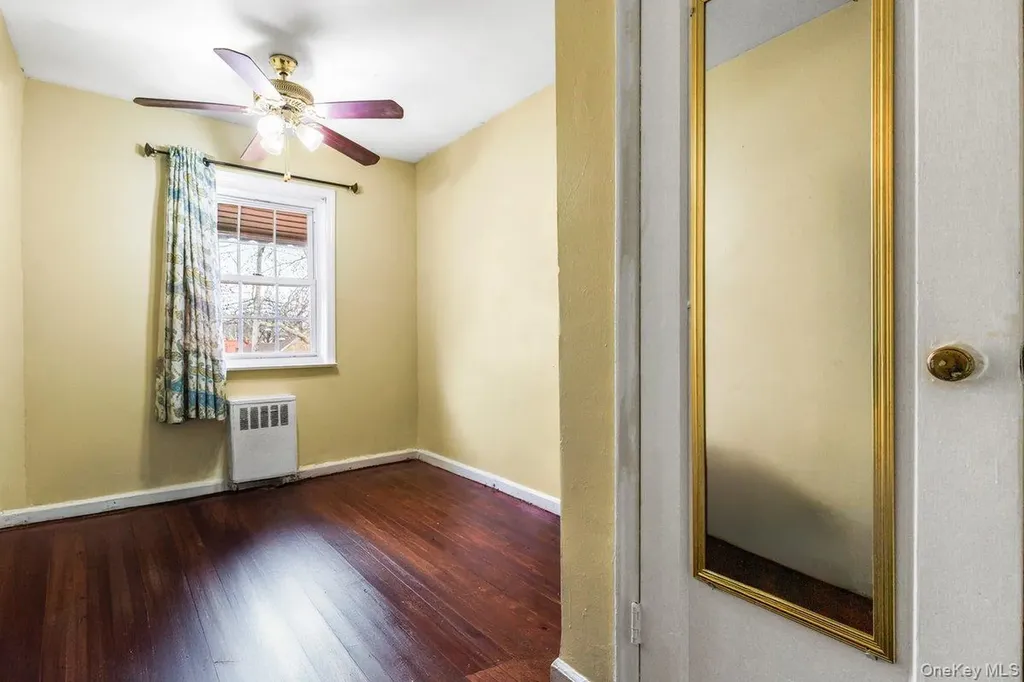 3241 Colden Avenue Bronx NY 10469