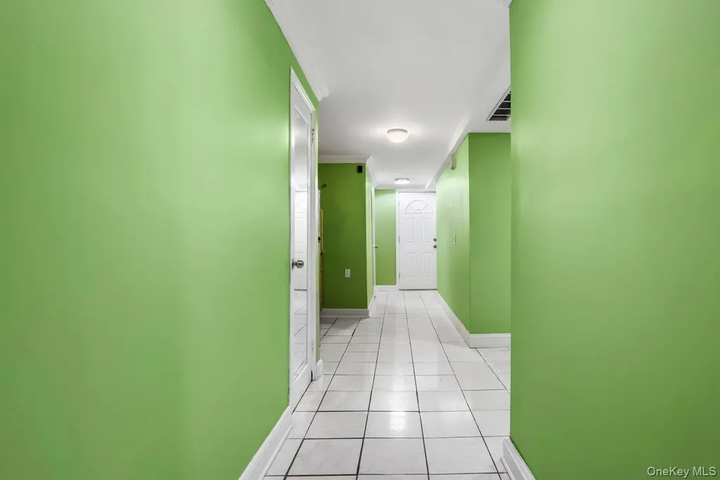 3241 Colden Avenue Bronx NY 10469