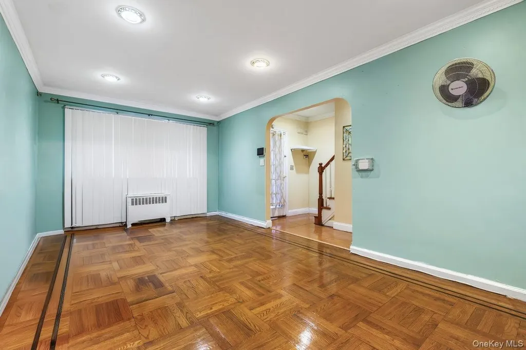 3241 Colden Avenue Bronx NY 10469