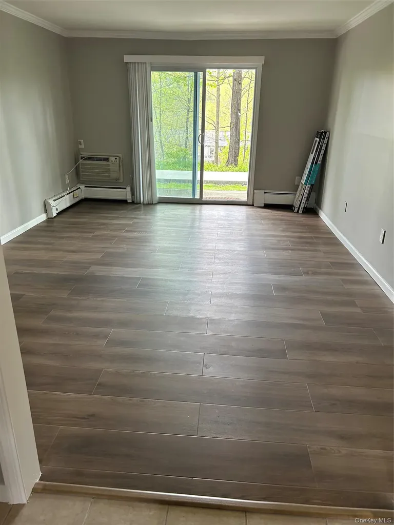 20 Peddler Hill Monroe NY 10914
