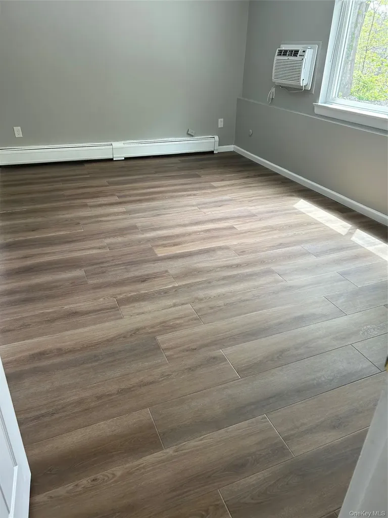 20 Peddler Hill Monroe NY 10914