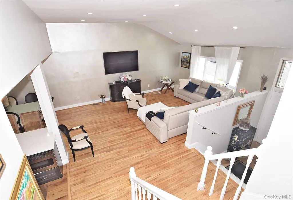 3029 Ann Street Baldwin NY 11510