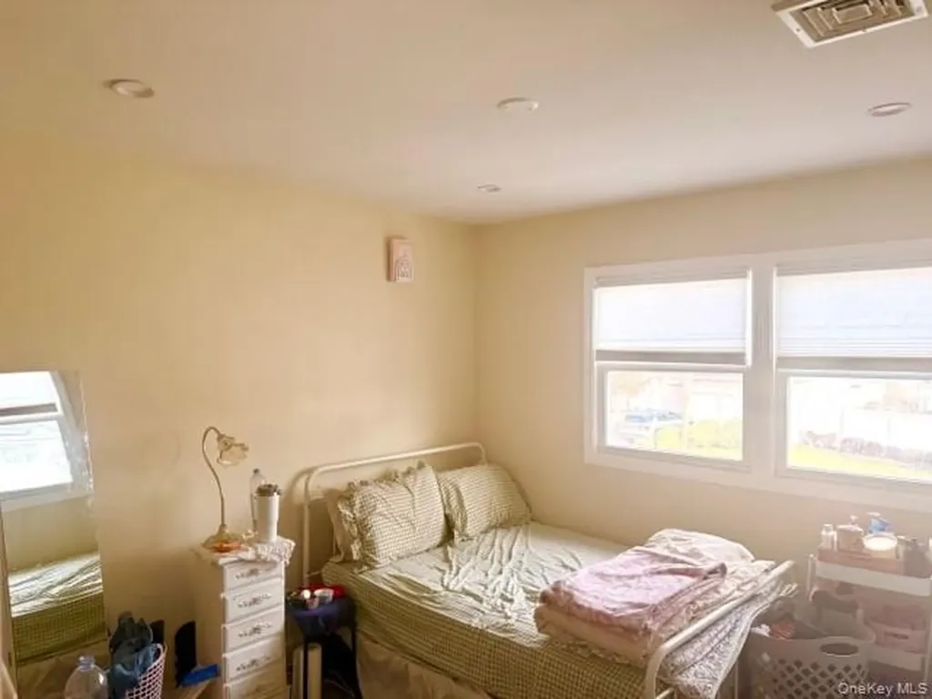 3029 Ann Street Baldwin NY 11510