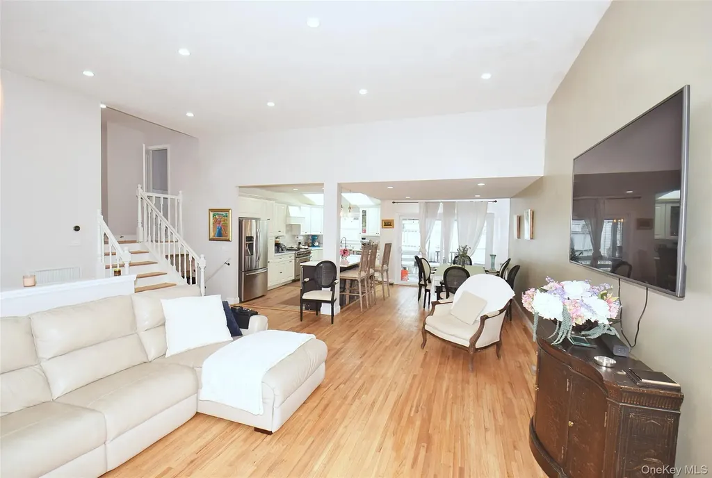 3029 Ann Street Baldwin NY 11510