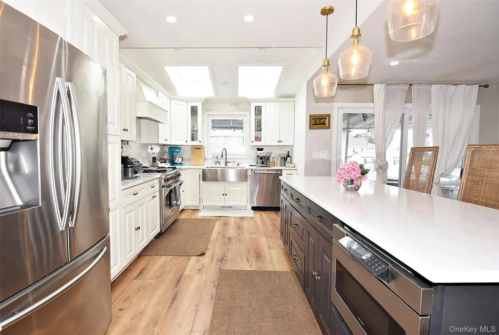 3029 Ann Street Baldwin NY 11510