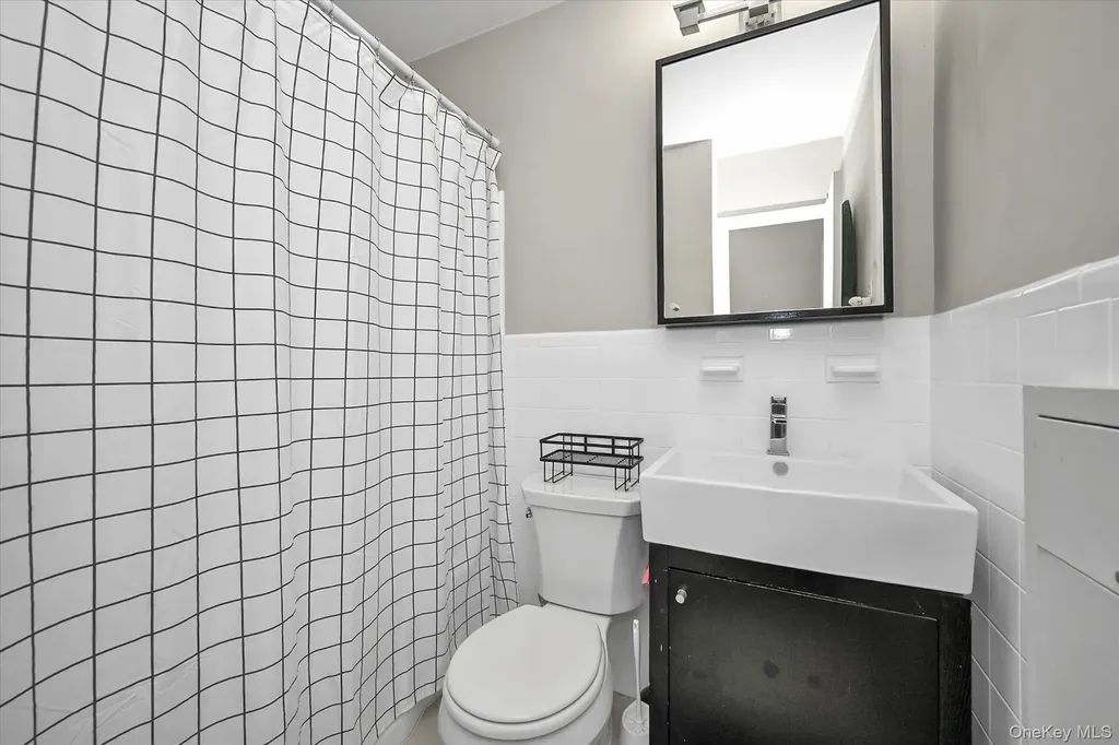 6636 Yellowstone Boulevard Forest Hills NY 11375