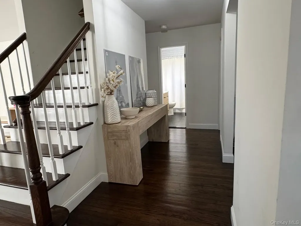 43 W Shore Road Oakdale NY 11769