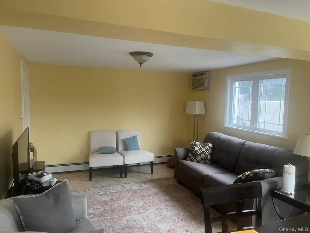 13 Summitt Place Valhalla NY 10595