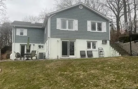13 Summitt Place Valhalla NY 10595