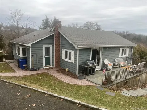 13 Summitt Place Valhalla NY 10595
