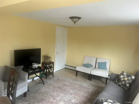 13 Summitt Place Valhalla NY 10595