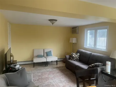 13 Summitt Place Valhalla NY 10595