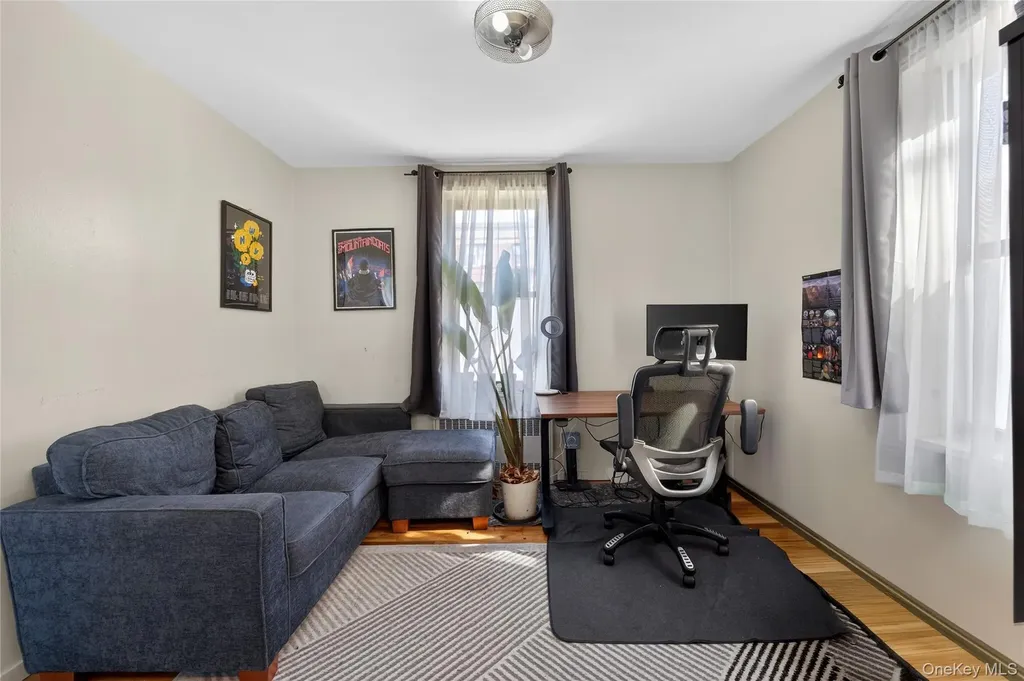 8385 116th Street Kew Gardens NY 11418