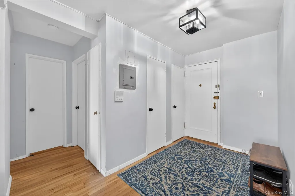 8385 116th Street Kew Gardens NY 11418