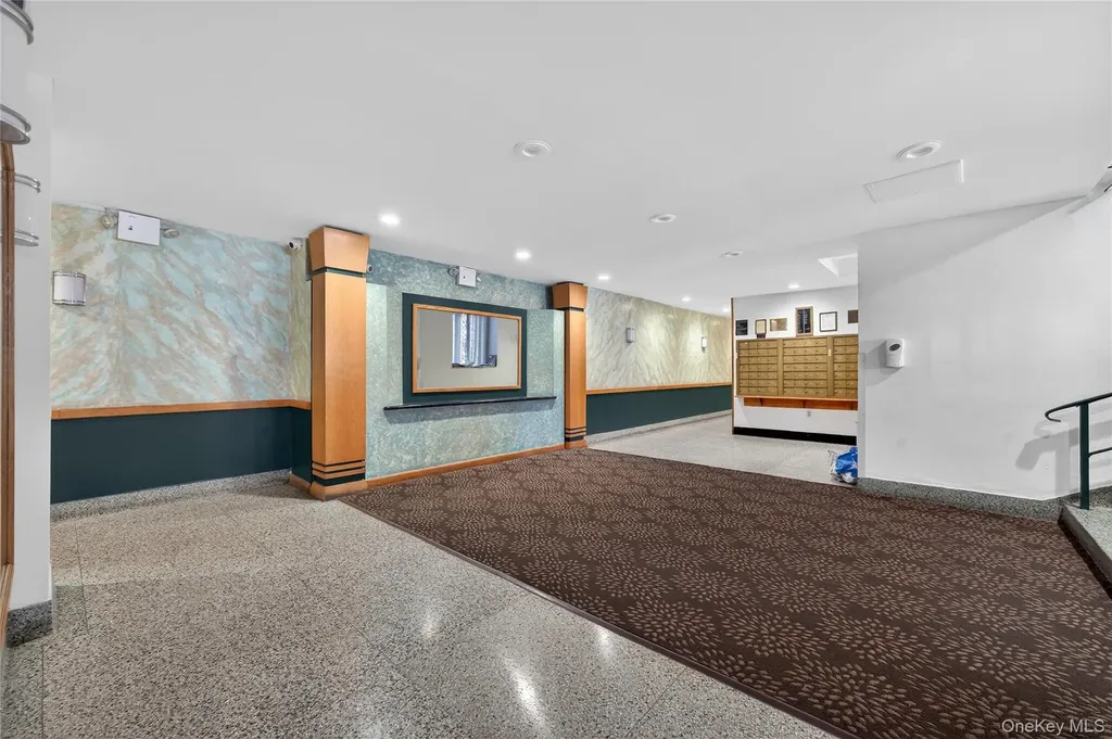 8385 116th Street Kew Gardens NY 11418