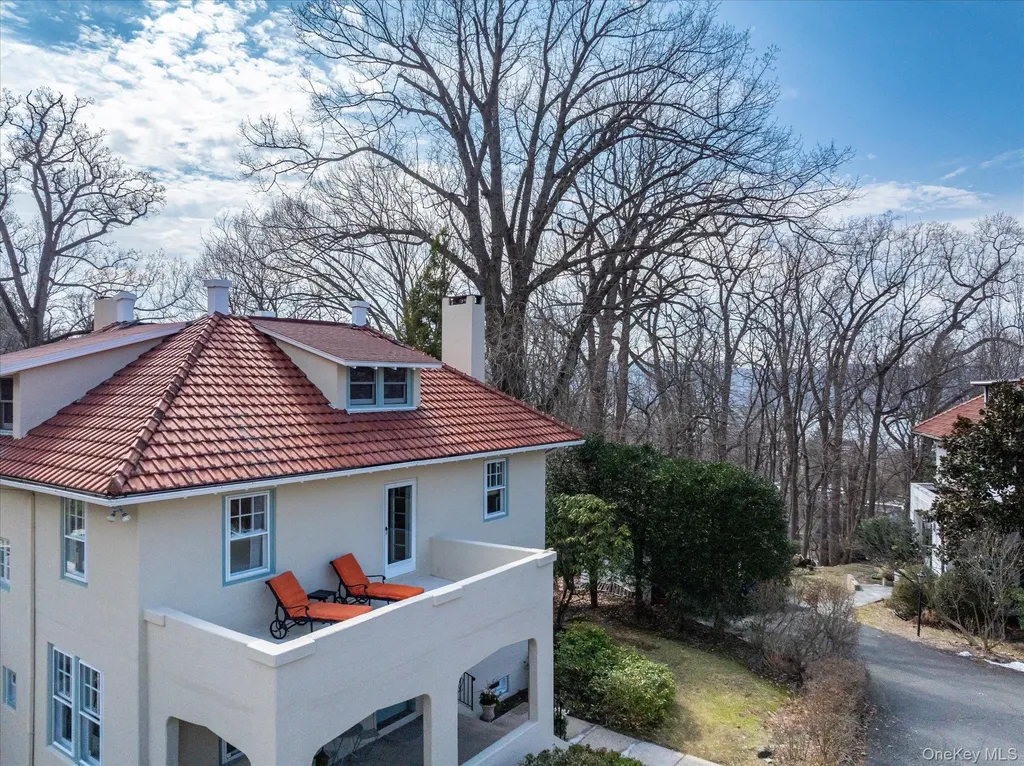 75 Oliphant Avenue Dobbs Ferry NY 10522